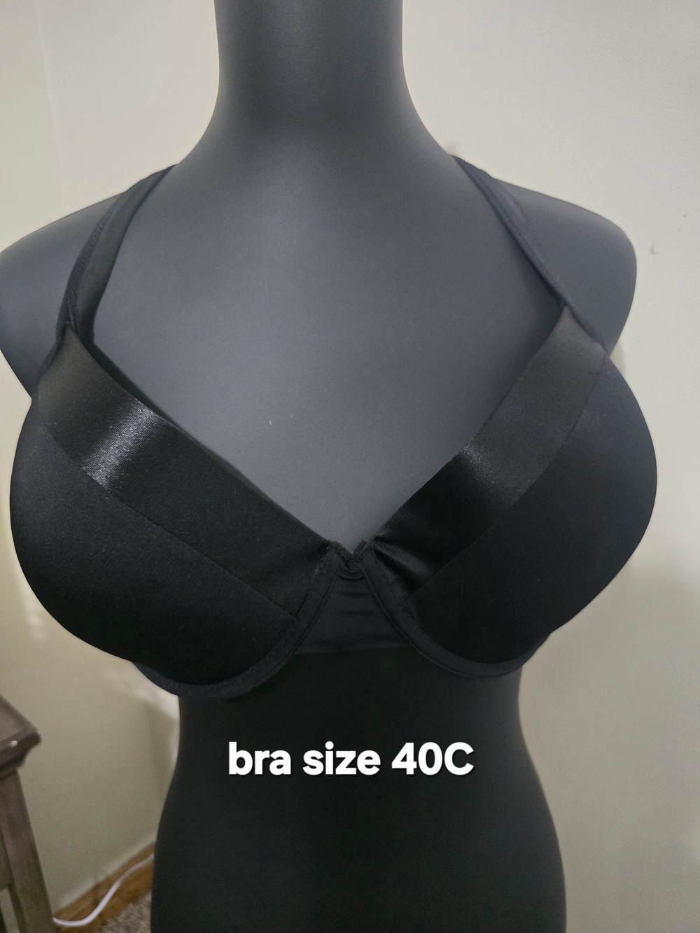 Classic Black Underwire Bra - 40C